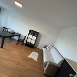 Moeblierte Apartment Im Herkules Koeln Neuehrenfeld